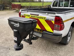 SALTDOGG TGS02 GRIT SPREADER - 85 LITRE