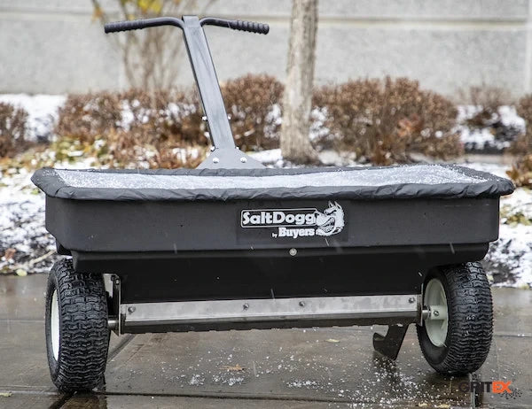 Front view of SaltDogg WB400 100kg drop salt spreader
